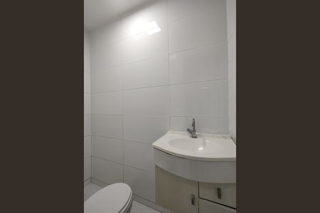 Casa de condomínio à venda com 173m², 3 quartos e 1 vagaBanheiro de serviço