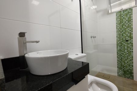 Casa de condomínio à venda com 173m², 3 quartos e 1 vaga Casa de condomínio à venda com 173m², 3 quartos e 1 vagaBanheiro Social
