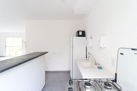 Apartamento à venda com 39m², 2 quartos e sem vagaÁrea comum