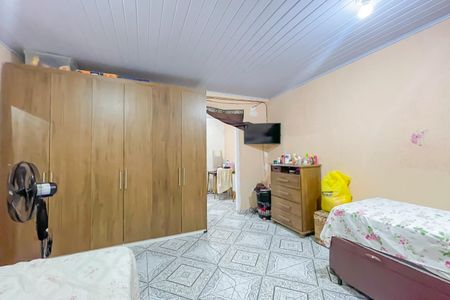 Casa à venda com 250m², 4 quartos e 3 vagas Casa à venda com 250m², 4 quartos e 3 vagasQuarto 4