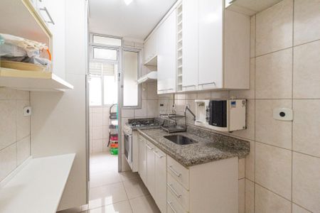 Apartamento para alugar com 65m², 3 quartos e 1 vaga Apartamento para alugar com 65m², 3 quartos e 1 vagaCozinha e área de serviço