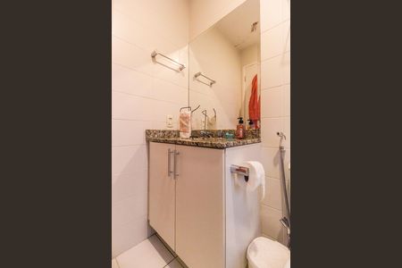 Apartamento à venda com 158m², 3 quartos e 3 vagas Apartamento à venda com 158m², 3 quartos e 3 vagasBanheiro da Suíte