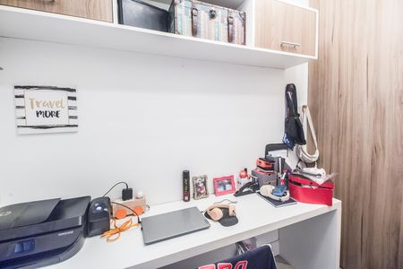 Apartamento à venda com 158m², 3 quartos e 3 vagas Apartamento à venda com 158m², 3 quartos e 3 vagasEscritório