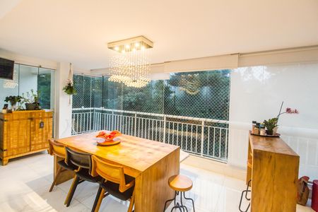 Varanda gourmet de apartamento à venda com 3 quartos, 158m² em Centro Empresarial Tamboré, Santana de Parnaíba