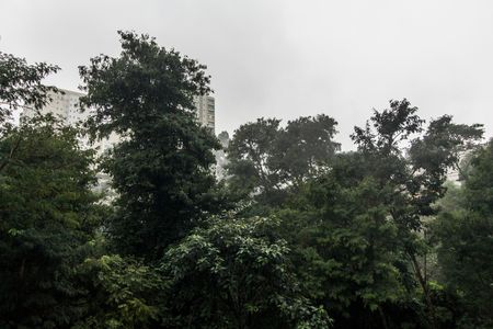 Apartamento à venda com 158m², 3 quartos e 3 vagas Apartamento à venda com 158m², 3 quartos e 3 vagasVista da Suíte