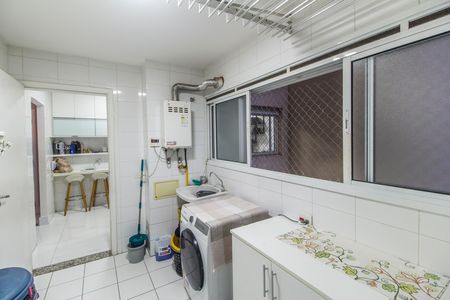 Apartamento à venda com 158m², 3 quartos e 3 vagas Apartamento à venda com 158m², 3 quartos e 3 vagasÁrea de Serviço