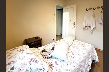Apartamento à venda com 140m², 3 quartos e 1 vaga Apartamento à venda com 140m², 3 quartos e 1 vagaQuarto 2