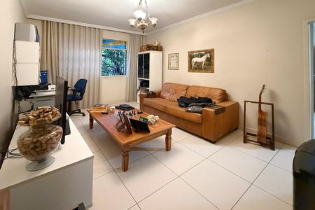 Apartamento à venda com 140m², 3 quartos e 1 vaga Apartamento à venda com 140m², 3 quartos e 1 vagaSala