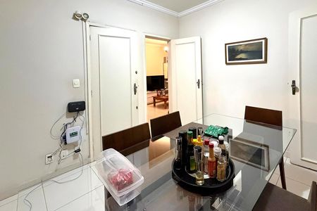 Apartamento à venda com 140m², 3 quartos e 1 vaga Apartamento à venda com 140m², 3 quartos e 1 vagaSala de Jantar