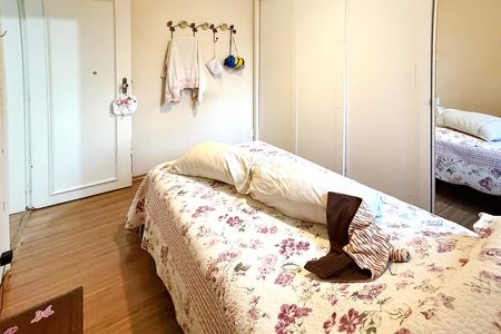 Apartamento à venda com 140m², 3 quartos e 1 vaga Apartamento à venda com 140m², 3 quartos e 1 vagaQuarto 2