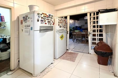 Apartamento à venda com 140m², 3 quartos e 1 vaga Apartamento à venda com 140m², 3 quartos e 1 vagaÁrea de Serviço
