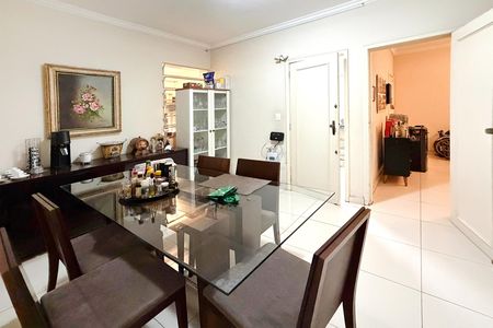 Apartamento à venda com 140m², 3 quartos e 1 vaga Apartamento à venda com 140m², 3 quartos e 1 vagaSala de Jantar