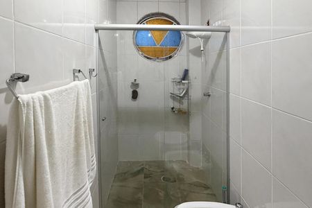 Apartamento à venda com 140m², 3 quartos e 1 vaga Apartamento à venda com 140m², 3 quartos e 1 vagaBanheiro