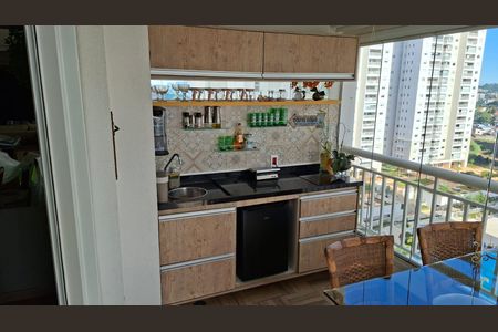 Apartamento para alugar com 107m², 2 quartos e 2 vagas Apartamento para alugar com 107m², 2 quartos e 2 vagasVaranda