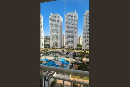 Apartamento para alugar com 107m², 2 quartos e 2 vagas Apartamento para alugar com 107m², 2 quartos e 2 vagasVaranda