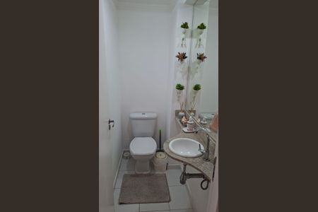 Apartamento para alugar com 107m², 2 quartos e 2 vagas Apartamento para alugar com 107m², 2 quartos e 2 vagasBanheiro