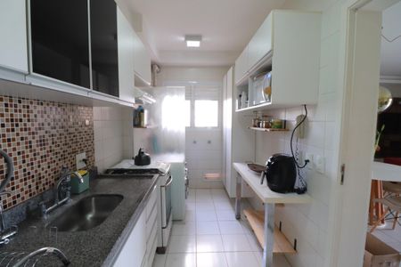 Apartamento para alugar com 81m², 2 quartos e 2 vagasCozinha 