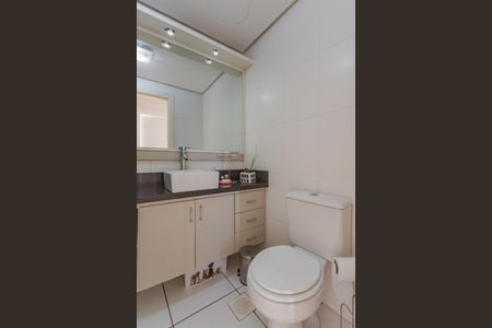 Apartamento para alugar com 81m², 2 quartos e 2 vagas Apartamento para alugar com 81m², 2 quartos e 2 vagasBanheiro