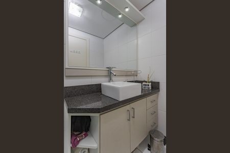 Apartamento para alugar com 81m², 2 quartos e 2 vagas Apartamento para alugar com 81m², 2 quartos e 2 vagasBanheiro