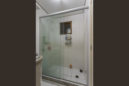 Apartamento para alugar com 81m², 2 quartos e 2 vagas Apartamento para alugar com 81m², 2 quartos e 2 vagasSuíte