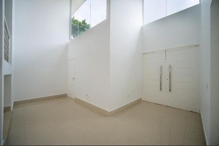 Casa de condomínio à venda com 422m², 4 quartos e 9 vagas Casa de condomínio à venda com 422m², 4 quartos e 9 vagasFoto 50