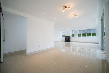 Casa de condomínio à venda com 422m², 4 quartos e 9 vagas Casa de condomínio à venda com 422m², 4 quartos e 9 vagasFoto 47
