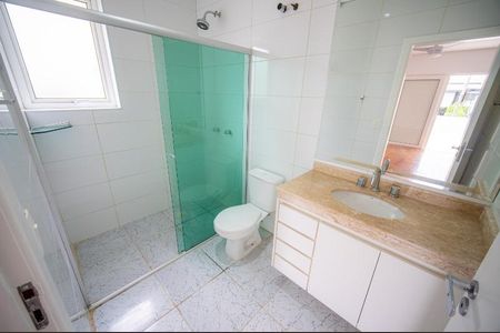 Casa de condomínio à venda com 422m², 4 quartos e 9 vagas Casa de condomínio à venda com 422m², 4 quartos e 9 vagasFoto 30