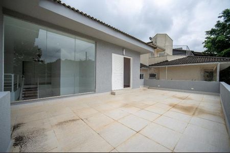 Casa de condomínio à venda com 422m², 4 quartos e 9 vagas Casa de condomínio à venda com 422m², 4 quartos e 9 vagasFoto 39