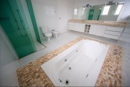 Casa de condomínio à venda com 422m², 4 quartos e 9 vagas Casa de condomínio à venda com 422m², 4 quartos e 9 vagasFoto 04