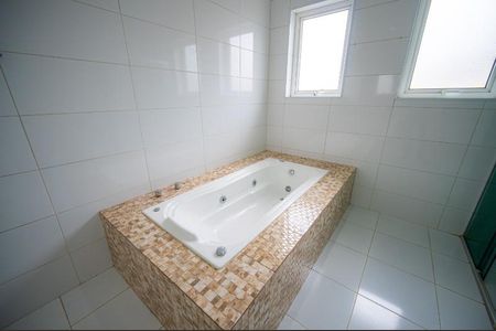 Casa de condomínio à venda com 422m², 4 quartos e 9 vagas Casa de condomínio à venda com 422m², 4 quartos e 9 vagasFoto 05