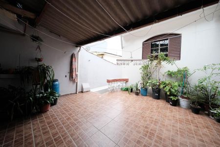 Casa à venda com 138m², 2 quartos e 1 vagaÁrea externa