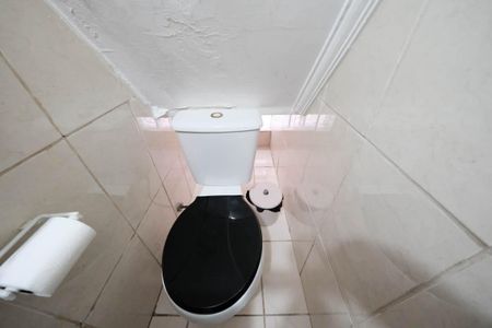 Casa à venda com 138m², 2 quartos e 1 vagaLavabo
