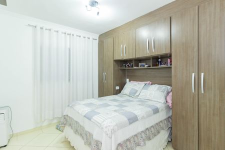 Casa à venda com 70m², 2 quartos e 1 vaga Casa à venda com 70m², 2 quartos e 1 vagaQuarto 1