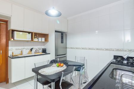 Casa à venda com 70m², 2 quartos e 1 vaga Casa à venda com 70m², 2 quartos e 1 vagaCozinha