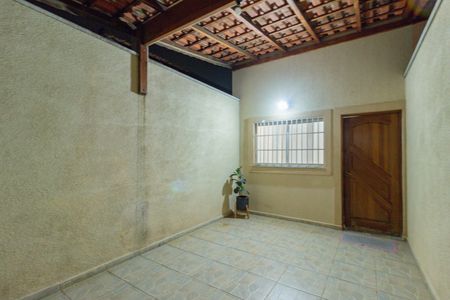 Casa à venda com 70m², 2 quartos e 1 vaga Casa à venda com 70m², 2 quartos e 1 vagaGaragem