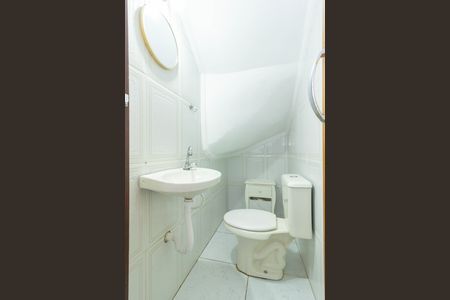 Casa à venda com 70m², 2 quartos e 1 vaga Casa à venda com 70m², 2 quartos e 1 vagaLavabo