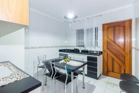 Casa à venda com 70m², 2 quartos e 1 vaga Casa à venda com 70m², 2 quartos e 1 vagaCozinha