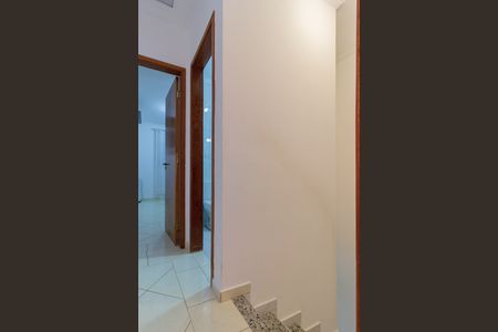 Casa à venda com 70m², 2 quartos e 1 vaga Casa à venda com 70m², 2 quartos e 1 vagaCorredor