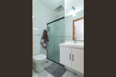 Casa à venda com 70m², 2 quartos e 1 vaga Casa à venda com 70m², 2 quartos e 1 vagaBanheiro