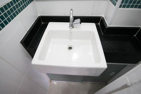 Apartamento para alugar com 81m², 2 quartos e 1 vaga Apartamento para alugar com 81m², 2 quartos e 1 vagaBanheiro da Suíte