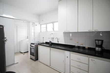 Apartamento para alugar com 81m², 2 quartos e 1 vaga Apartamento para alugar com 81m², 2 quartos e 1 vagaCozinha