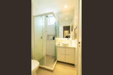 Apartamento para alugar com 98m², 3 quartos e 2 vagas Apartamento para alugar com 98m², 3 quartos e 2 vagasBanheiro Social