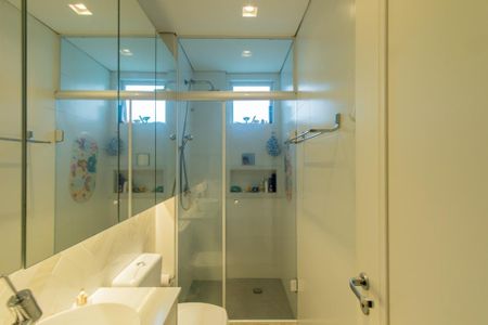 Apartamento para alugar com 98m², 3 quartos e 2 vagas Apartamento para alugar com 98m², 3 quartos e 2 vagasBanheiro da Suíte