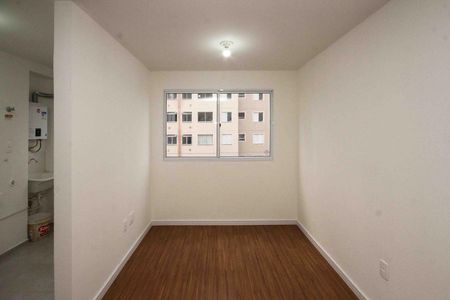 Sala de apartamento para alugar com 2 quartos, 43m² em Cidade São Mateus, São Paulo