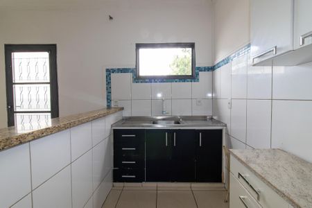Casa para alugar com 45m², 1 quarto e 1 vaga Casa para alugar com 45m², 1 quarto e 1 vagaCozinha