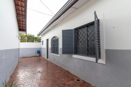 Casa para alugar com 45m², 1 quarto e 1 vaga Casa para alugar com 45m², 1 quarto e 1 vagaÁrea externa