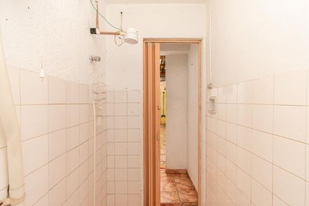 Casa à venda com 120m², 4 quartos e 2 vagas Casa à venda com 120m², 4 quartos e 2 vagasBanheiro 2