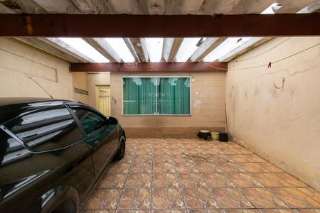 Casa à venda com 120m², 4 quartos e 2 vagas Casa à venda com 120m², 4 quartos e 2 vagasGaragem