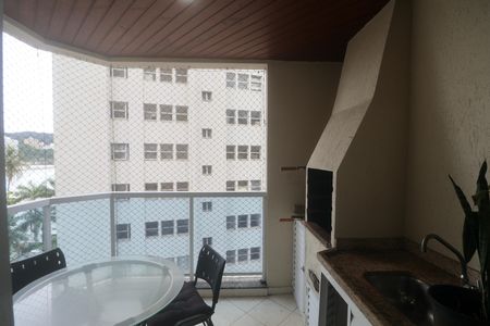 Apartamento para alugar com 89m², 3 quartos e 1 vagaVaranda
