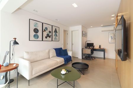 Sala de apartamento para alugar com 1 quarto, 72m² em Pinheiros, São Paulo